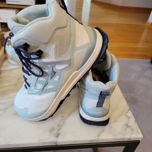 Altra Lone Peak All-Weather Mid 2 Hiking Boot - Women's 9.5